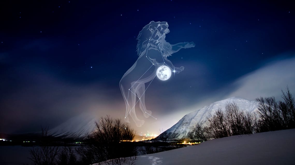 Constelación de Leo y la Luna llena